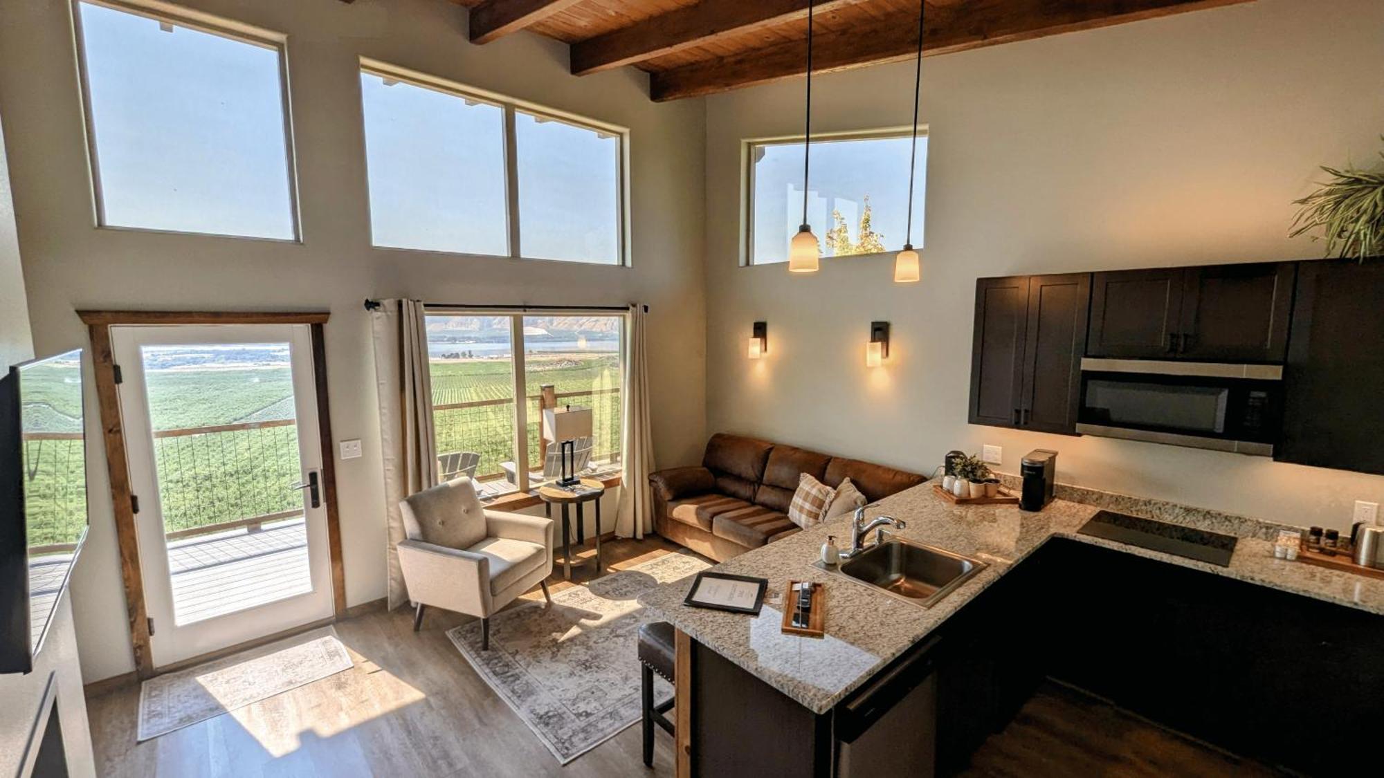 Lone Point Cellars Hotell Brewster Eksteriør bilde
